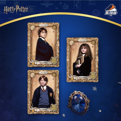 Letogoods - Harry Potter Collectible Cards: Sorcerer’s Stone Series Box (18 Packs) - EN